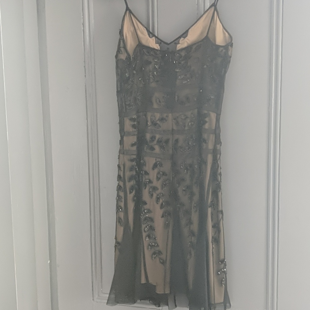 Dress - Picture 4 of 7